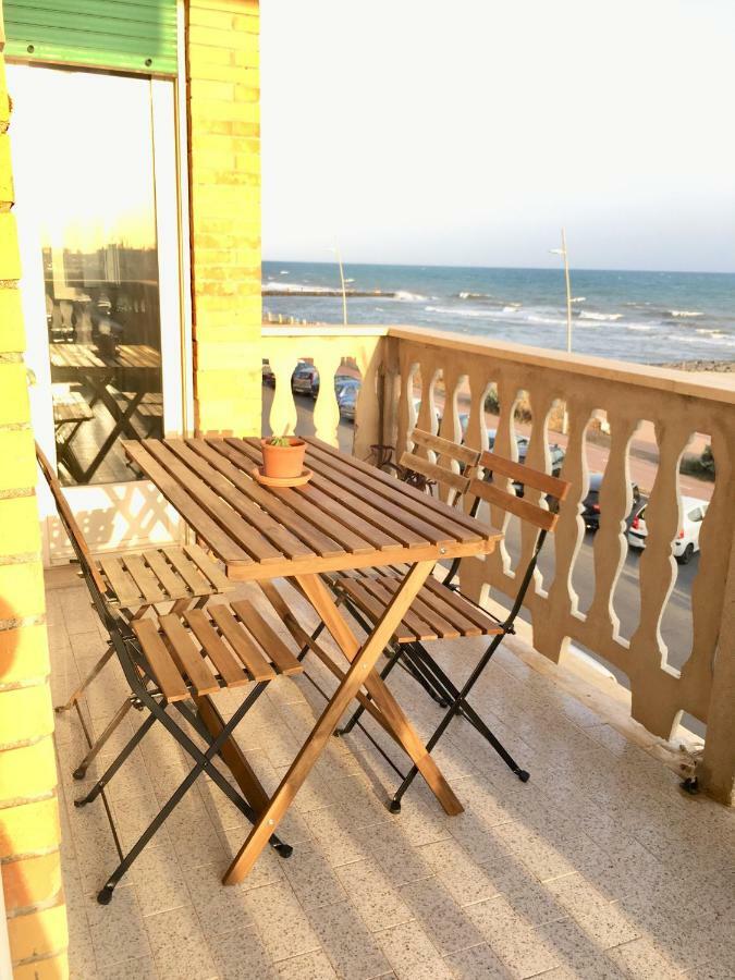 リド・ディ・オスティアCasa Al Mareアパートメント エクステリア 写真